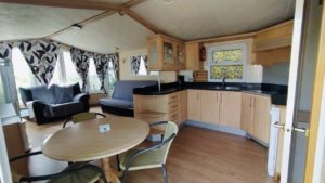 Mobile Home 6 personas